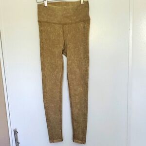 Adorable Aerie Tan Textured Leggings